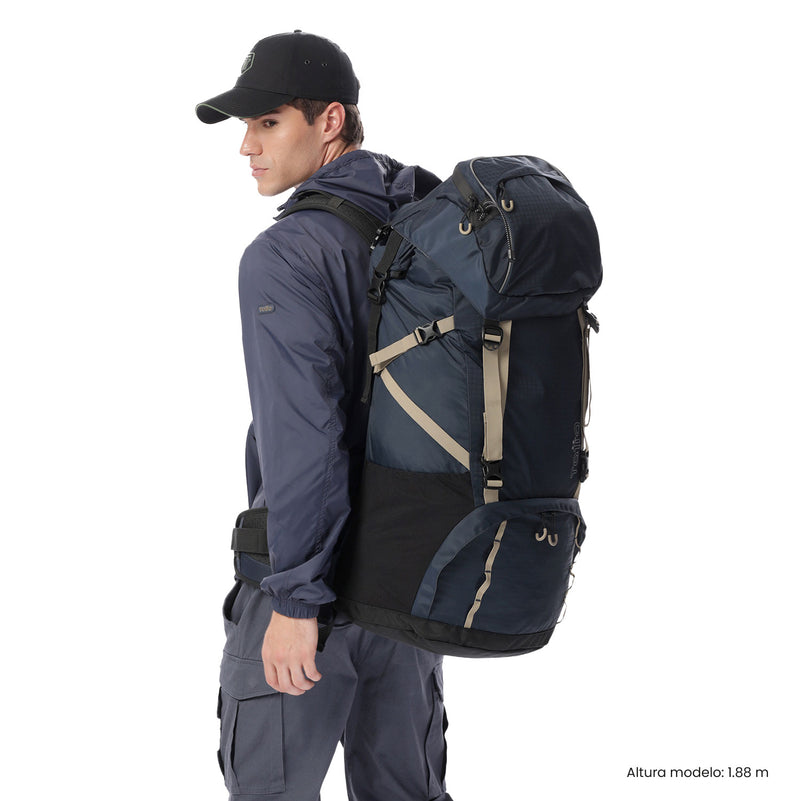 Mochila Outdoor Summit 65 Grande Azul